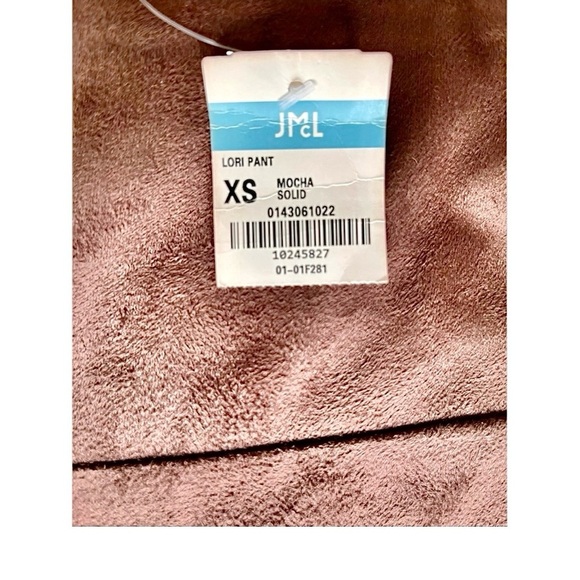 J. McLaughlin NWT | Lori Faux Suede | Mocha Straight Leg Pants | Women’s Size XS - Picture 6 of 8